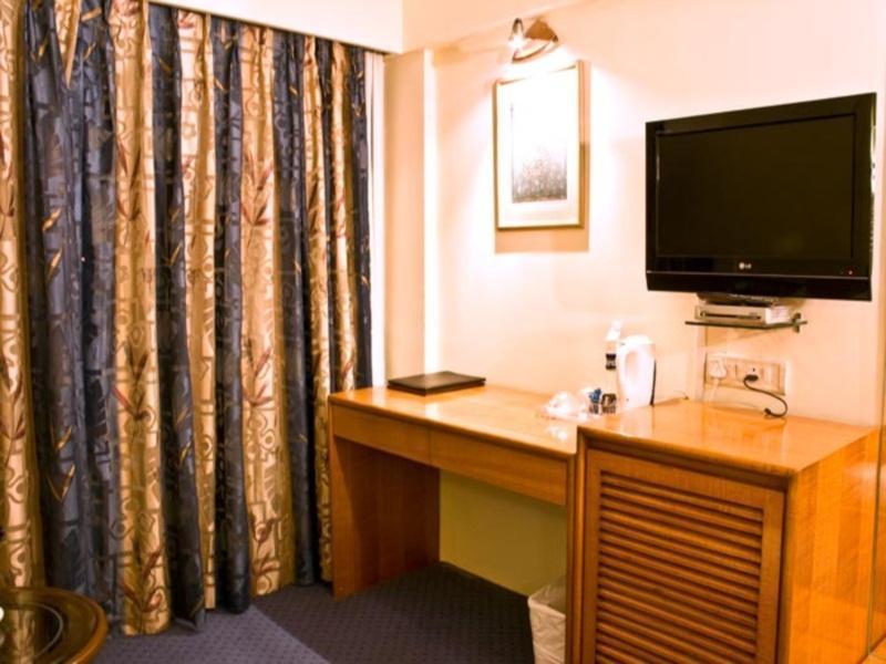 Sky Blue Resort Лонавала Екстериор снимка